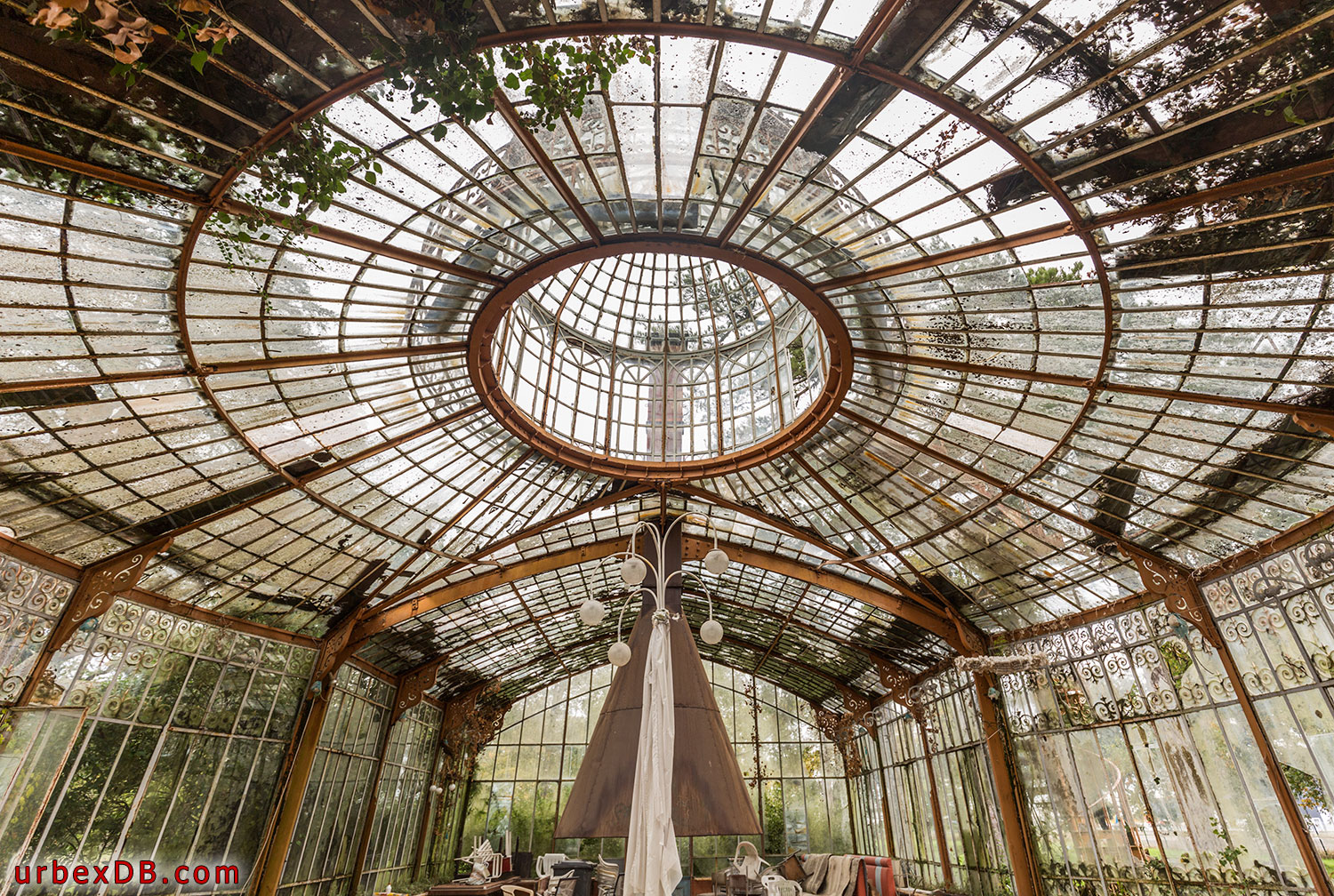 Greenhouse roof